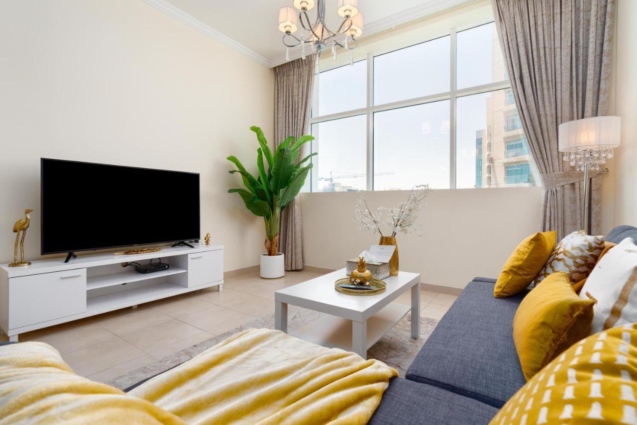 Spacious 2 Beds 5 Min Walk From Dubai Mall With Brand New Gym And Rooftop Swimming Pool Apartamento Exterior foto