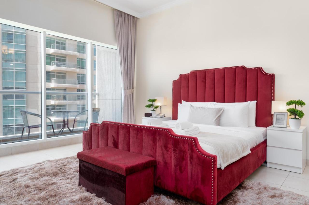 Spacious 2 Beds 5 Min Walk From Dubai Mall With Brand New Gym And Rooftop Swimming Pool Apartamento Exterior foto