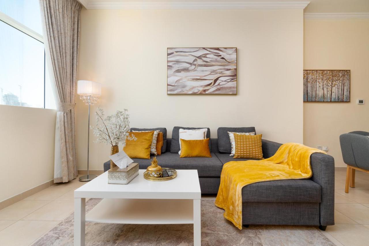 Spacious 2 Beds 5 Min Walk From Dubai Mall With Brand New Gym And Rooftop Swimming Pool Apartamento Exterior foto