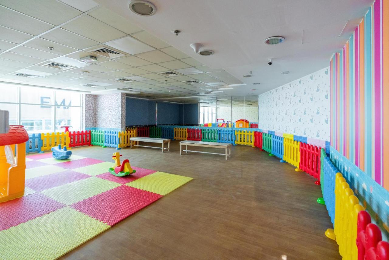 Spacious 2 Beds 5 Min Walk From Dubai Mall With Brand New Gym And Rooftop Swimming Pool Apartamento Exterior foto
