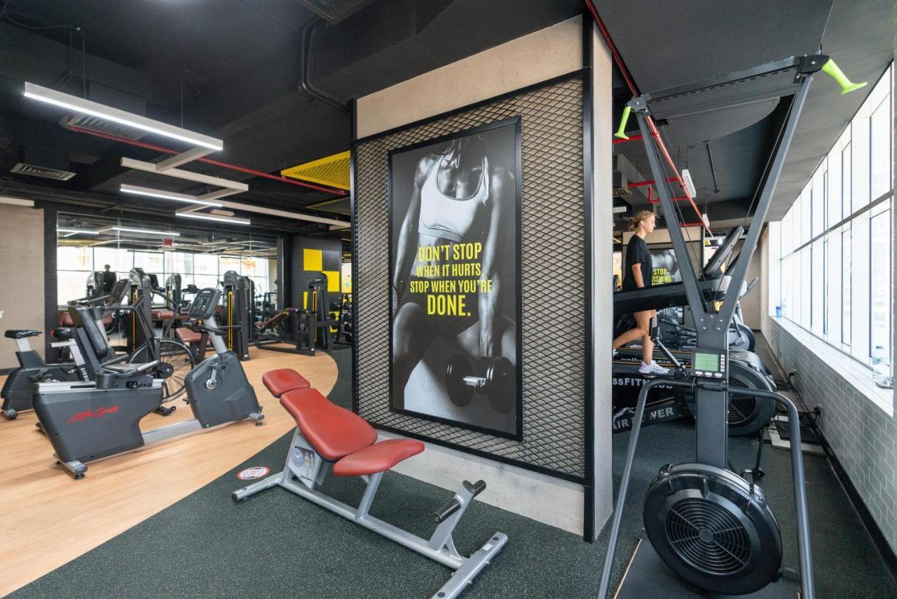 Spacious 2 Beds 5 Min Walk From Dubai Mall With Brand New Gym And Rooftop Swimming Pool Apartamento Exterior foto