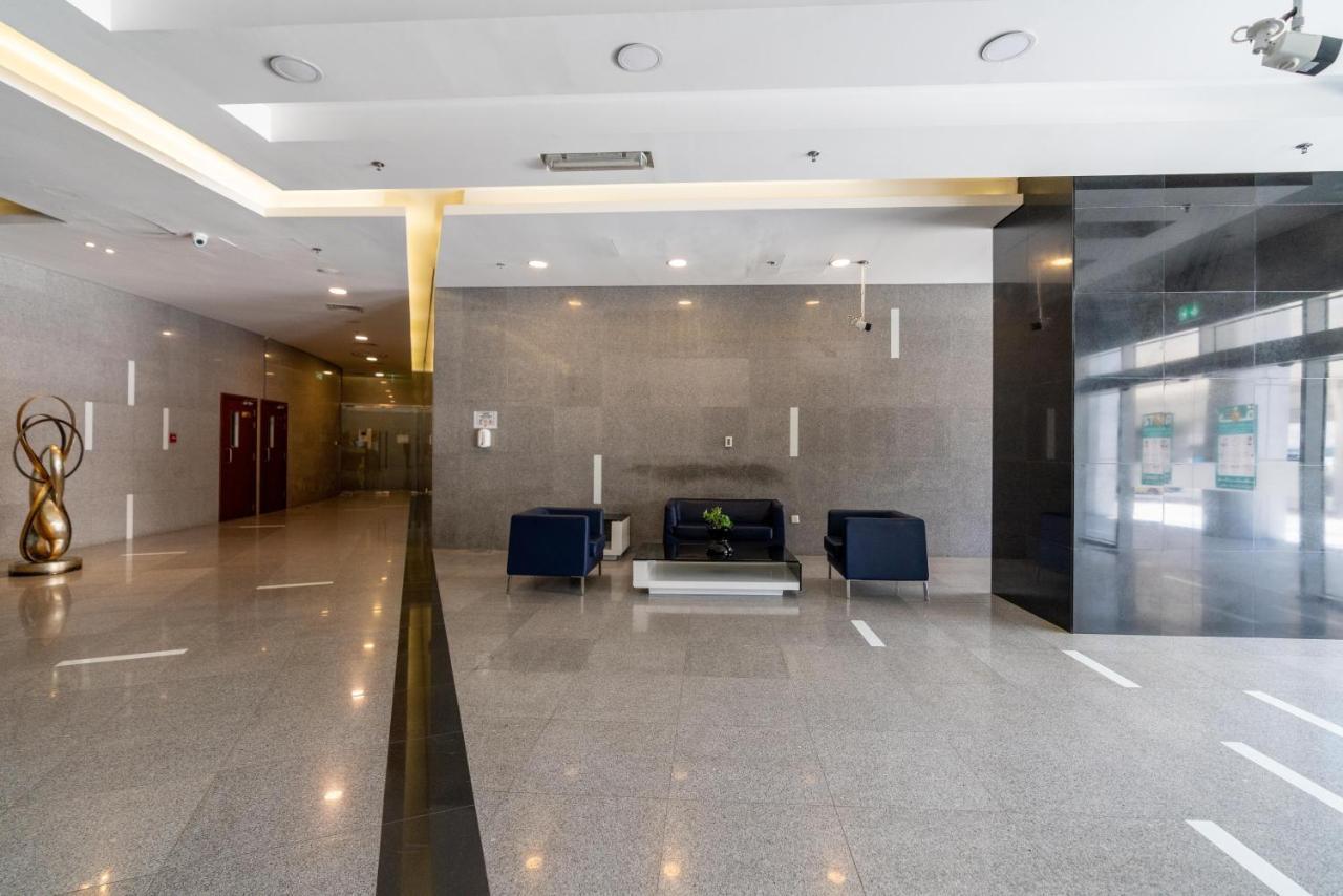 Spacious 2 Beds 5 Min Walk From Dubai Mall With Brand New Gym And Rooftop Swimming Pool Apartamento Exterior foto